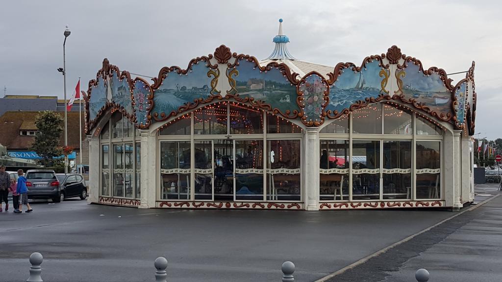 Ferienwohnung Les Granges Du Clos 2 Etoiles Courseulles-sur-Mer Zimmer foto